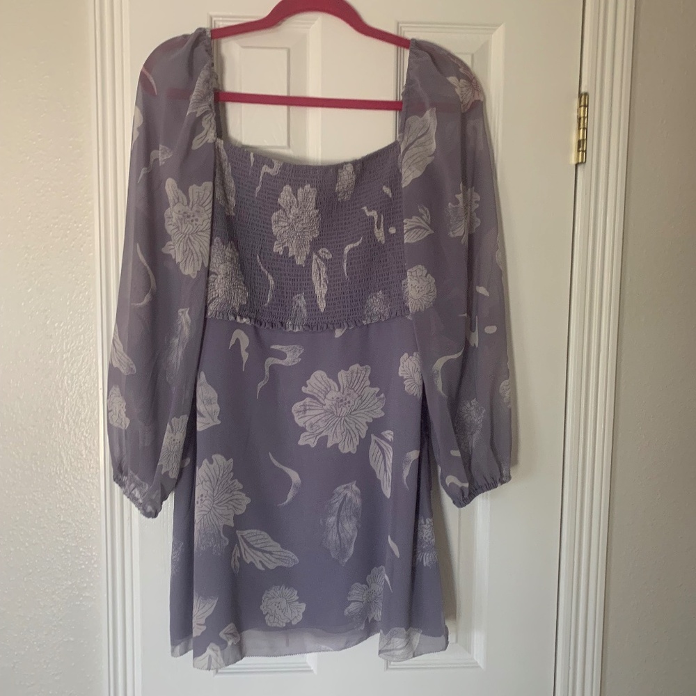 Wilfred Aritzia  Villa Floral mini dress
